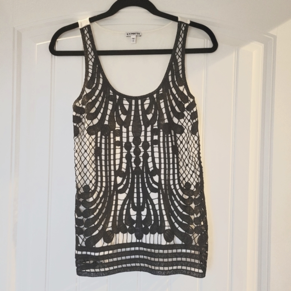 Express Top - Black Lace overlay